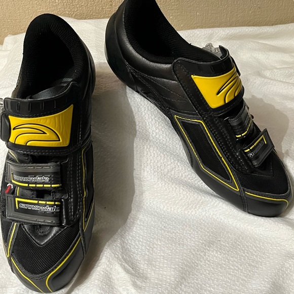 Cannondale Cycling Shoes - Picture 1 of 12